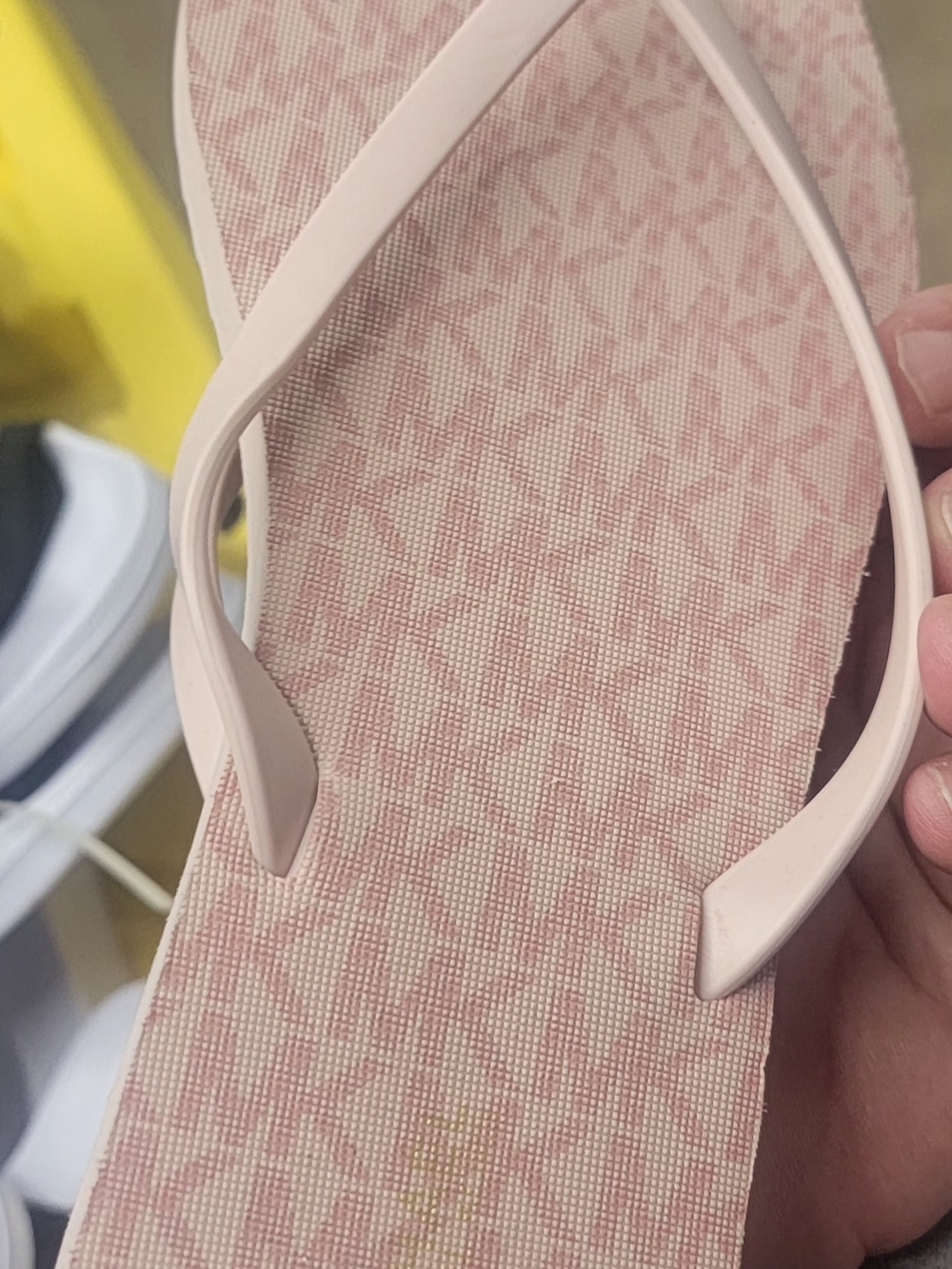 Michael Kors Blush Logo-Print Thong Sandals - Picture 6 of 8